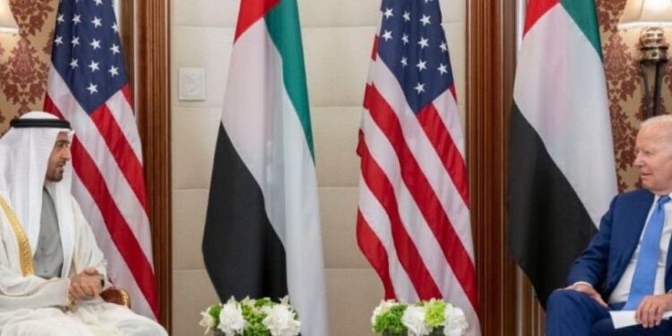 الرئيس الاماراتي والرئيس الامريكي