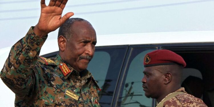 من بورتسودان إلى عطبرة: البرهان يغير مكان إقامته ويوزع الوزارات الى الولايات .. لماذا؟