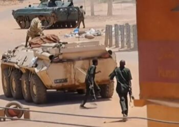 اشتباكات عنيفة بين الجيش و الدعم جنوبي الخرطوم