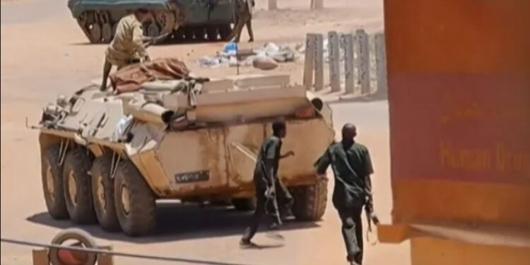 اشتباكات عنيفة بين الجيش و الدعم جنوبي الخرطوم