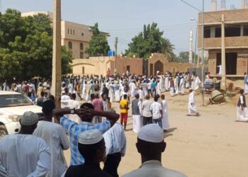 عاجل: إغلاق الشارع المؤدي لمباني جهاز الامن بوسط كسلا تصعيدا لمقتل محمد نور من قبل عصابات جهاز أمن الكيزان