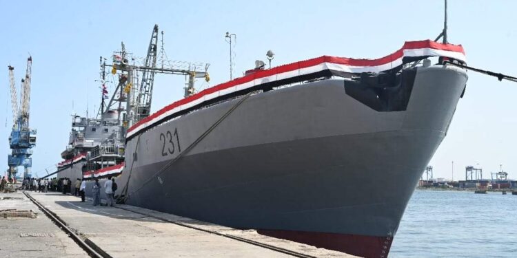 رست في ميناء بورتسودان .. باخرة محملة بالأسلحة والذخائر قادمة من دولة افرو عربية