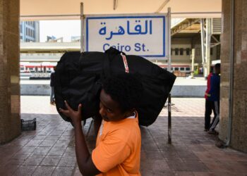 لاجئ سوداني في مصر
