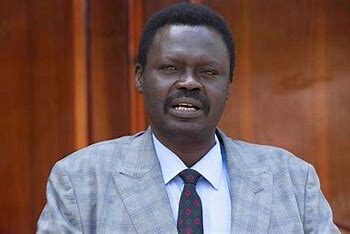 مناوي يشكو البرهان لمجلس السلم والأمن ويطالب بفك الحصار عن قواته بالفاشر