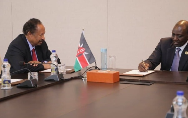 حمدوك والرئيس الكيني