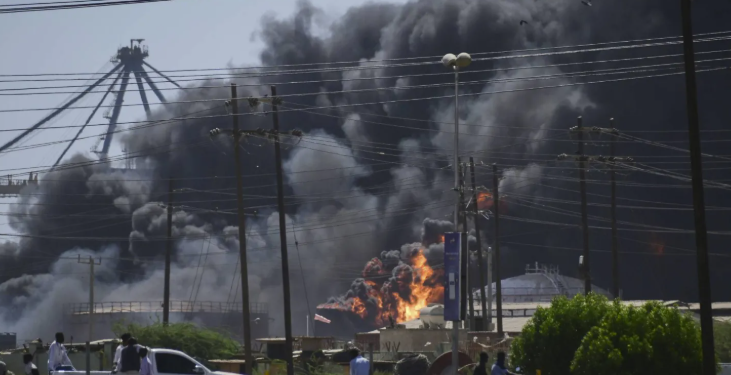 صورة ارشيفية لقصف بورتسودان