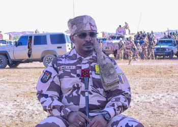 الرئيس التشادي محمد إدريس ديبي