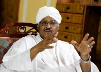 مبارك الفاضل : البرهان رفض نصيحتي بشأن ادارة الحرب بعد فشله في ادارتها