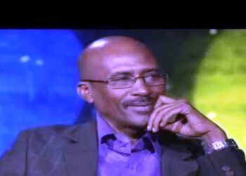وفاة الشاعر السوداني محمد مريخة صاحب «شقيش قول لي مروح»