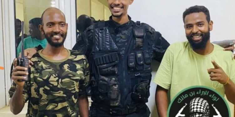 قائد كتائب البراء بن مالك في تصريحات جديدة: (مافي راجل عنده علينا كلمة وأرجل مننا ما شايفين)