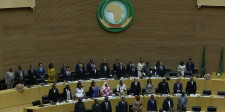 الاتحاد الأفريقي يرفض رفع تجميد عضوية السودان بشكل قاطع