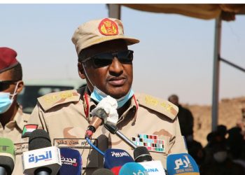 دقلو : القوات المسلحة على قلب رجل واحد وتعمل على رفعة السودان وحمايته.!