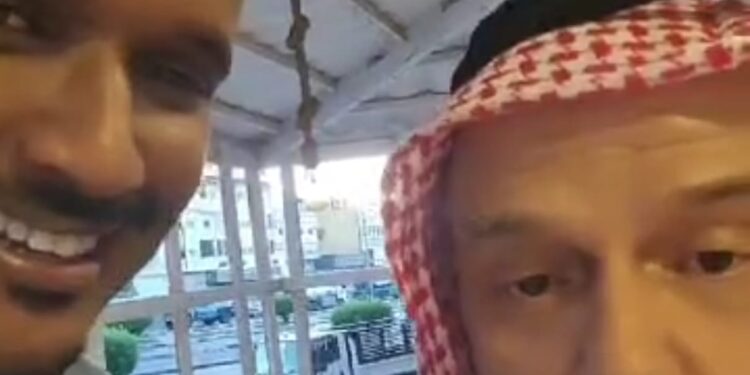 شاب سوداني يتفاجأ بحب مواطن سعودي لحميدتي