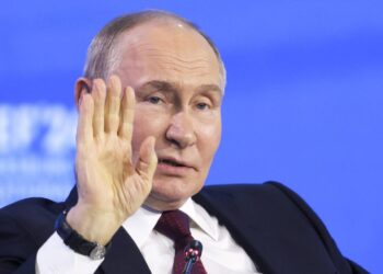 بوتين يدير ظهره للبرهان