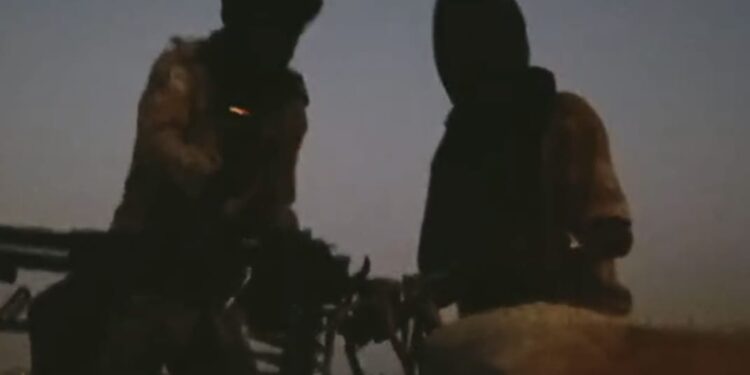 لحظة ااستهداف افراد من الدعم السريع للغواصات